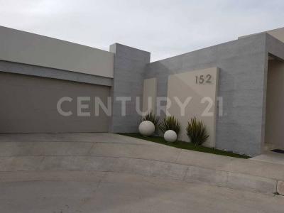 MARINA LOS CABOS 152,, Ensenada, Basse-Californie 22870, Mexique