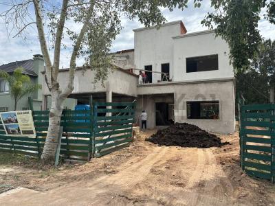 ruta 2 km 73, Brandsen, GBA Sur 1900, アルゼンチン