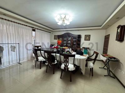 RADIAL 26 CALLE LOS BATOS , Norte, Santa Cruz 00001, 玻利维亚