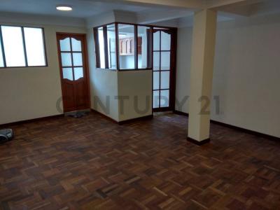 Calle Pedro Villamil(Ex Joaquín Lemoine) 100, La Paz, La Paz 00000, Boliwia