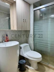 R16 MARINA DEL REY, Lechería, Anzoategui 6016, ベネズエラ