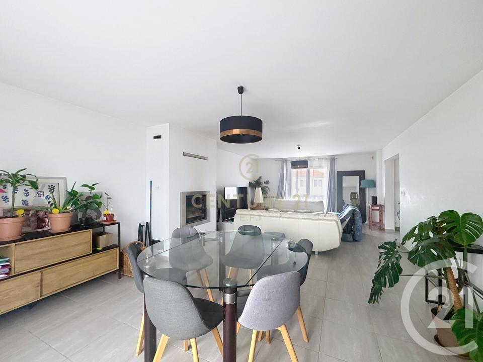 Noisy Le Grand, Île-de-France 93160, France