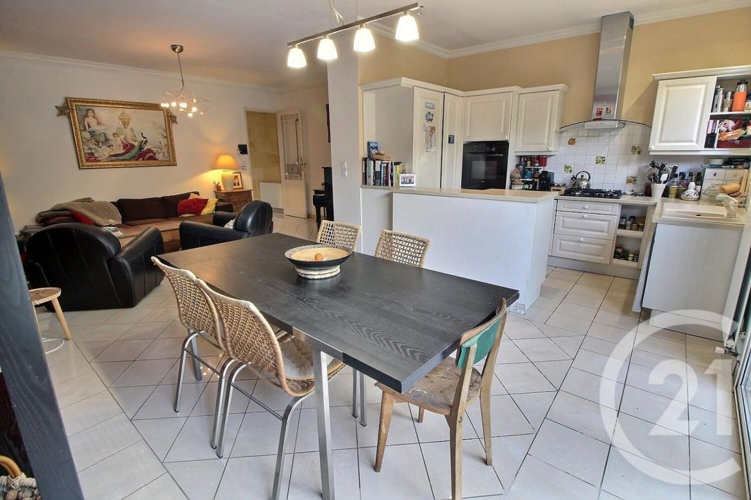 Bordeaux, Aquitania 33000, Francia