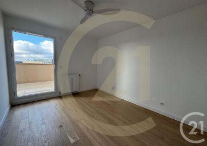 Genas, Rhône-Alpes 69740, France