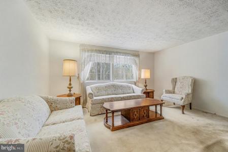 8278 Crestmont Circle, Springfield, Virginia 22153, HOA KỲ