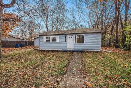 1042 Darwood Avenue, Kalamazoo, Michigan 49004, USA