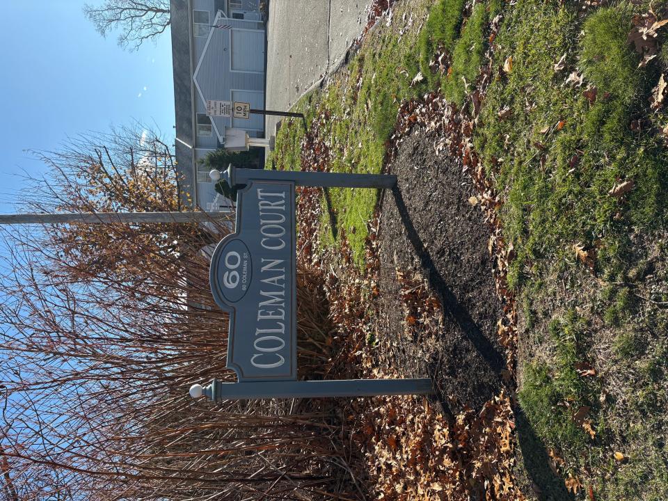 60 Coleman St b15, East Haven, Коннектикут 06512, Соединенные Штаты