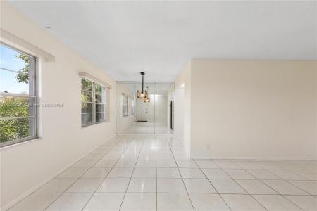 13250 SW 4th Ct , 401G, Pembroke Pines, פלורידה 33027, ארצות הברית של אמריקה 