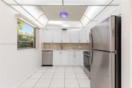 13250 SW 4th Ct , 401G, Pembroke Pines, פלורידה 33027, ארצות הברית של אמריקה 