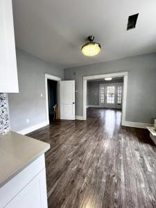 1052 Faxon, Memphis, Tennessee 38105, USA