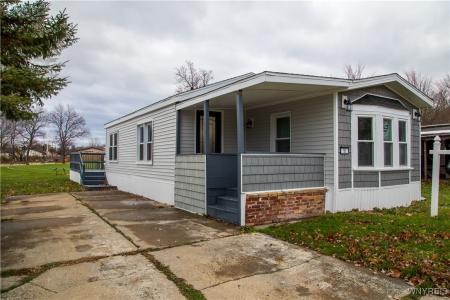 50 S Roxbury Drive, Hamburg, Nowy Jork 14075, USA