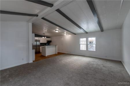 50 S Roxbury Drive, Hamburg, Nowy Jork 14075, USA