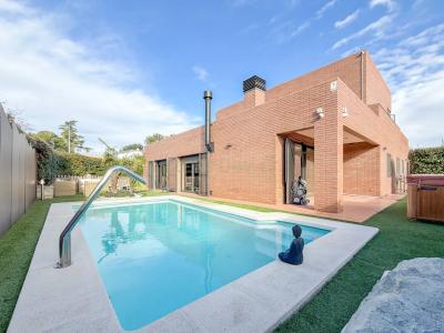 Barcelona, Cataluña/Catalunya 08480, Spain