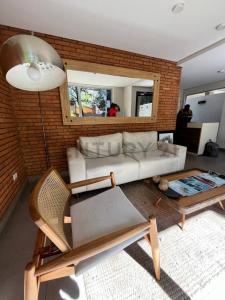 Washinton esq Juan de Salazar , Las Mercedes, Asunción 00001, Paraguay