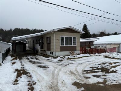 3499 Boul. Ducharme, La Tuque, Quebec G9X 4T7, CANADÁ