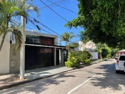 AV. CRISTO REDENTOR ENTRE 2DO Y 3ER ANILLO, CALLE CHUCHIO NRO 2065, Norte, Santa Cruz 00001, Bolivia