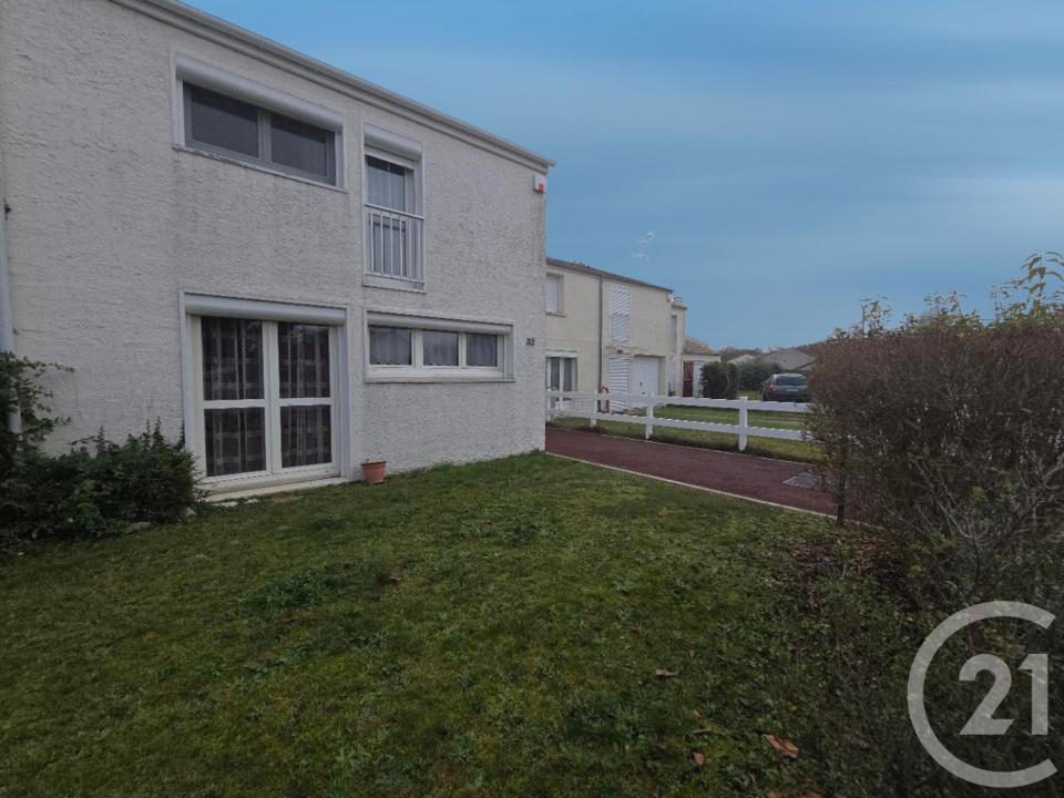 St Pierre Les Nemours, Île-de-France 77140, France