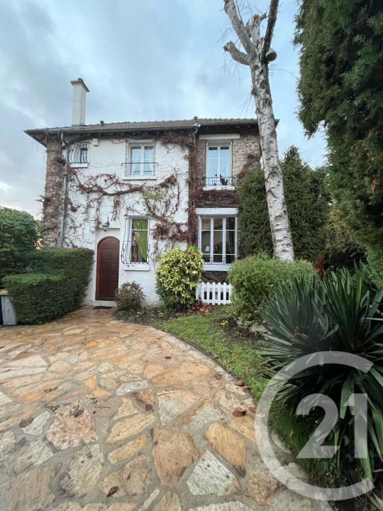 Claye Souilly, איל-דה-פרנס 77410, צרפת 