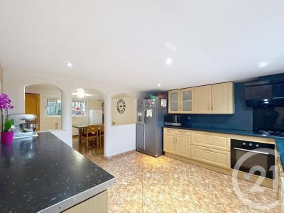 Chelles, Île-de-France 77500, France