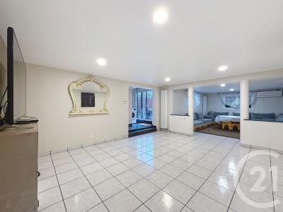 Chelles, איל-דה-פרנס 77500, צרפת