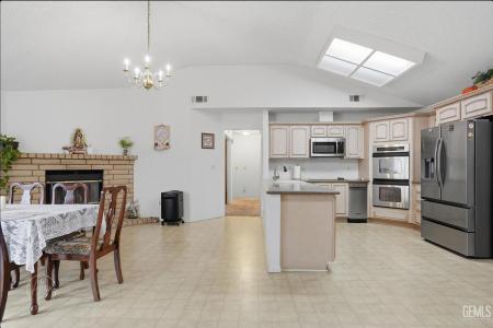 4600 Tobin Road, Bakersfield, Калифорния 93311, Соединенные Штаты