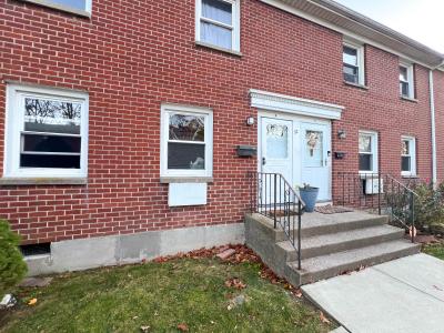 32 Karen Court  Unit B, Bridgeport, Connecticut 06606, Estados Unidos