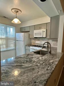 213 Boothby Ct, SEWELL, New Jersey 08080, États-Unis