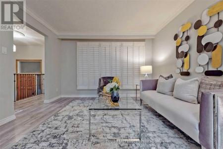 69 FRED BLAND CRESCENT, Toronto (eglinton East), Ontario M1J 3L7, Canada