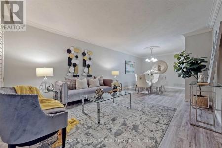 69 FRED BLAND CRESCENT, Toronto (eglinton East), Ontario M1J 3L7, Canada