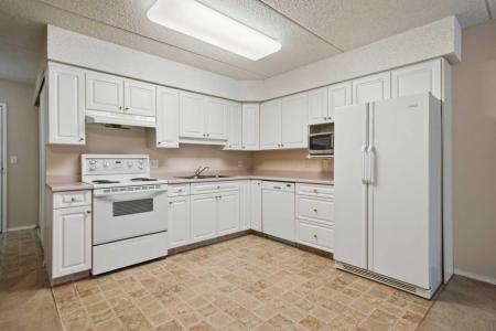 4522 47A AVENUE, Red Deer, ألبرتا T4N 3R3, كندا