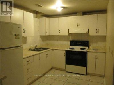 33 KINGSPLATE CRESCENT, Toronto (west Humber-clairville), Ontario M9W 6X5, Canada