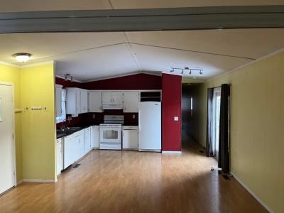 9913 80 AVENUE, Peace River, Alberta T8S 1A9, Canada