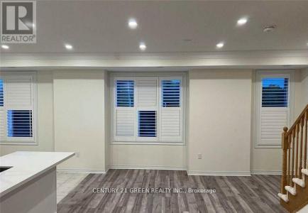 383 DUNDAS STREET EAST, Hamilton (waterdown), Ontario L0R 2H3, Canada