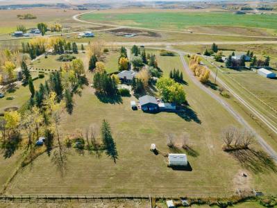 112096 273 AVENUE E, Rural Foothills County, Alberta T1T 4M8, Canada