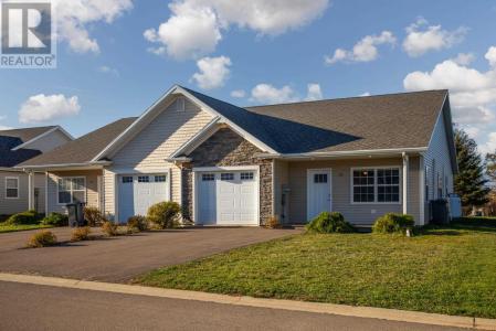 24 HOLMES LANE, Charlottetown, Prince Edward Island C1C 1R5, Canada
