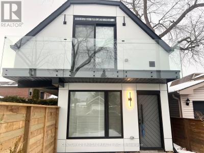 171 DURANT AVENUE, Toronto (east York), Ontario M4J 4W5, Canadá