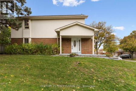 34 DUNDALK DRIVE, Toronto (dorset Park), Ontario M1P 4W3, Canada