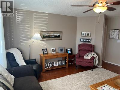 42 7TH STREET NE, Wadena, 萨斯喀彻温省 S0A 4J0, 加拿大