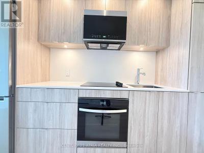 60 CENTRAL PARK ROAD WAY, Toronto (edenbridge-humber Valley), Ontario M9A 0E6, Canada