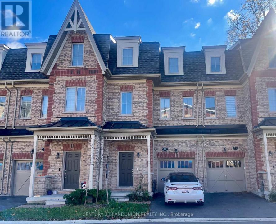 17 MCCONAGHY COURT, Vaughan (maple), Ontario L6A 5C1, Canada