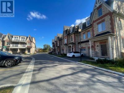 17 MCCONAGHY COURT, Vaughan (maple), Ontario L6A 5C1, Canada