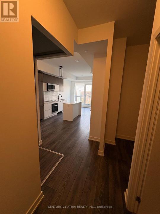 8888 YONGE STREET, Richmond Hill (south Richvale), Ontario L4C 6Z1, Canada