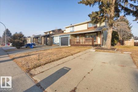 5512 38B AV NW, Edmonton, Alberta T6L 1W3, Kanada