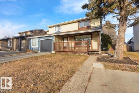 5512 38B AV NW, Edmonton, Alberta T6L 1W3, Kanada