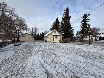 238 THIRD STREET SOUTH, Belmont, Manitoba R0K 0C0, Canada