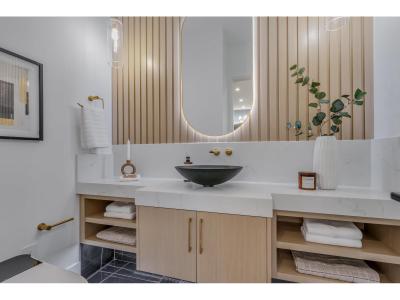 16647 18 AVENUE, Surrey, British Columbia V3Z 9X5, Canada