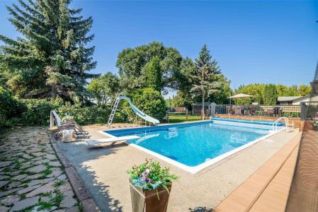 780 WALLACE AVENUE, East St Paul, Manitoba R2E 0B2, CANADÁ