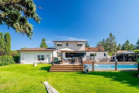 780 WALLACE AVENUE, East St Paul, Manitoba R2E 0B2, CANADÁ