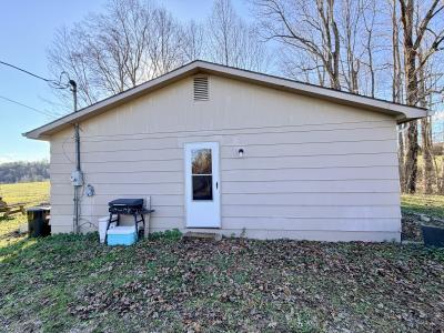 30 Greenlawn Subdivision, London, Kentucky 40744, USA