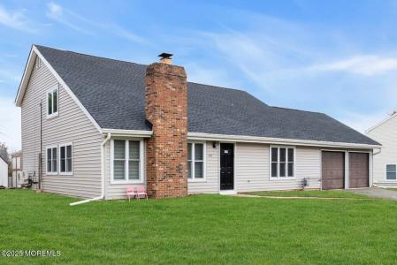 1575 Alamitos Drive, Lakewood, New Jersey 08701, USA